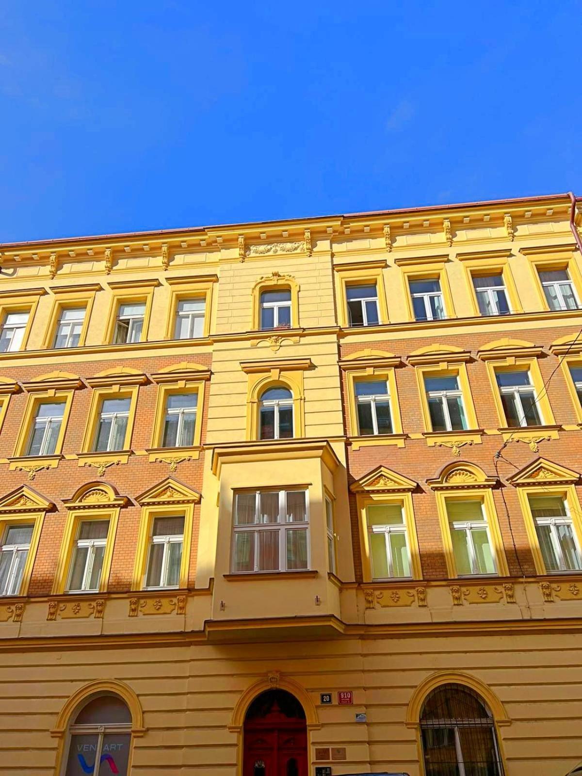 Mezonetovy Apartman V Centru Praha Eksteriør bilde